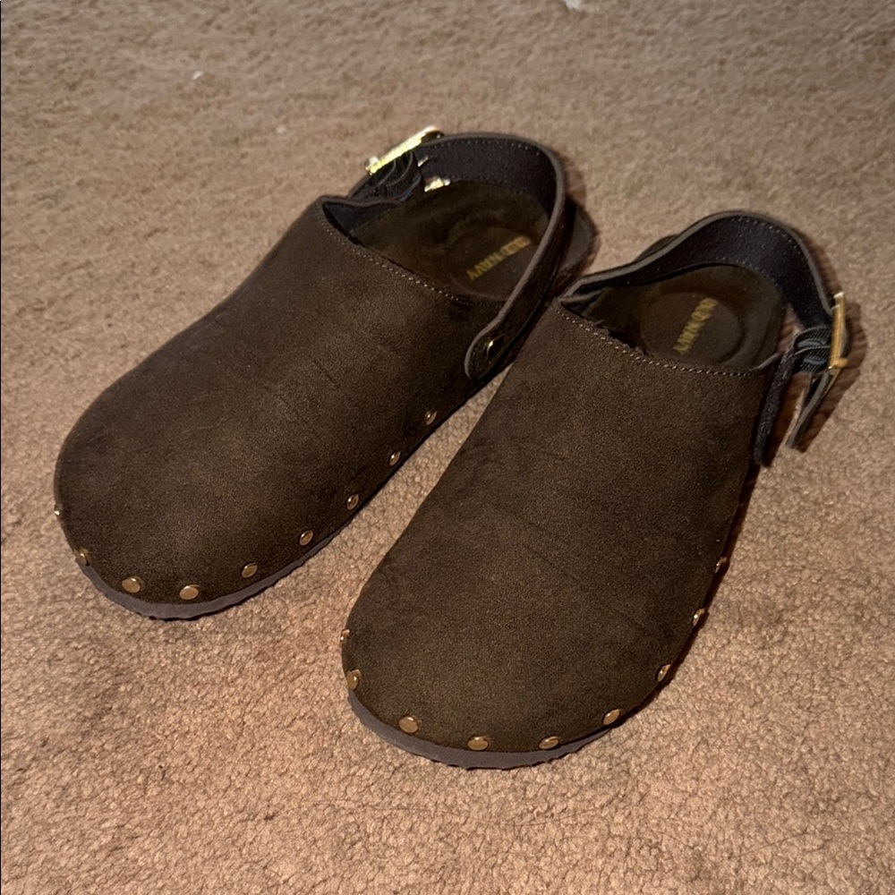 Brown suede Old Navy studded mules